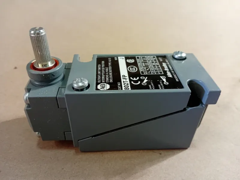 Oil Tight Limit Switch 802T-FP mit Entsorgungsbehälter
