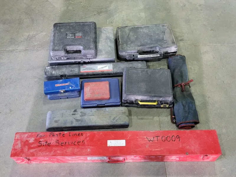 Standard Automotive Tool Set, Wrench, Gauge, Tubing & Belt Tool, Test KIt, etc Robuste Konstruktion