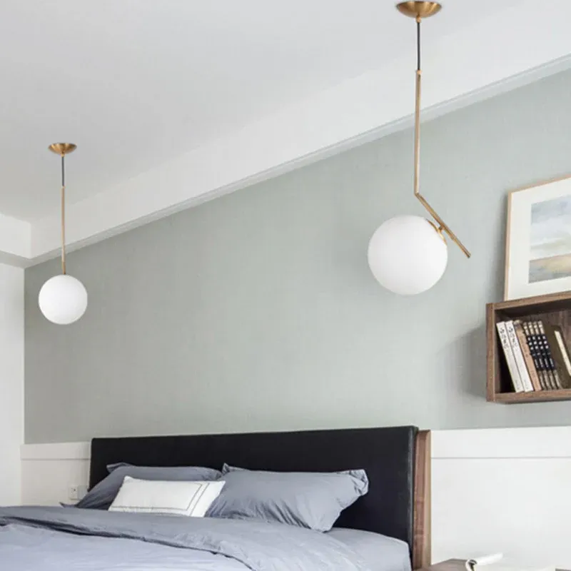 Kugelförmige Decken-Pendelleuchte, moderne Schlafzimmer-Hängeleuchte aus Glas Weiß mit Fernbedienung