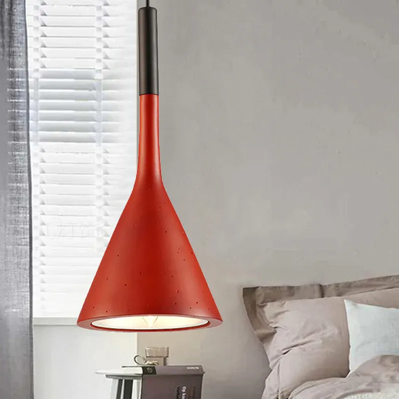 Metallische Hängelampe mit Trichterschirm, Schlafzimmer für Erwachsene, 1 Glühbirne, moderne Pendelleuchte
