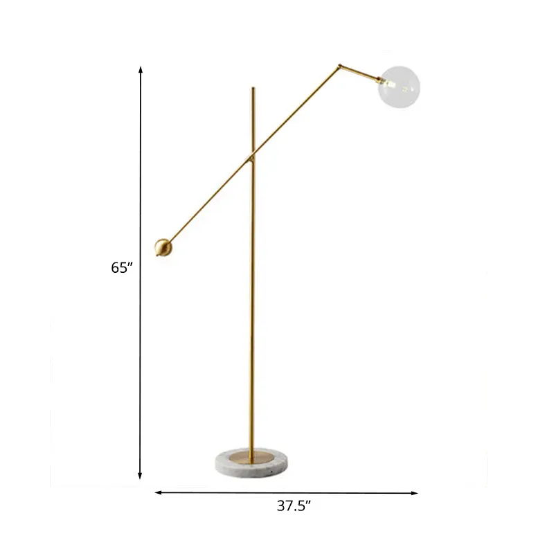 Modernistische, kugelförmige Stehlampe aus Metall mit einer Glühbirne und Balancearm Golden