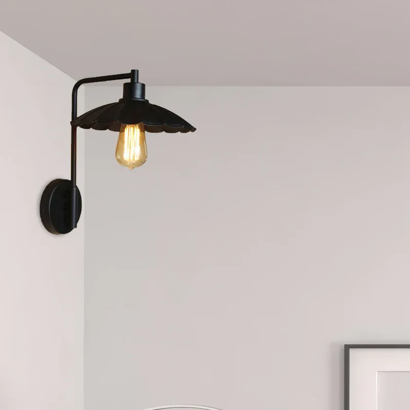 Nachttischlampe mit gewelltem Schirm und Wandbeleuchtung, Vintage-Stil, metallische 1-Licht-Wandlampe Schwarz/Rost mit geb...