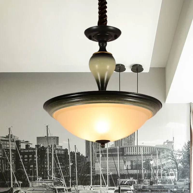 Retro-Schalen-Halbeinbauleuchte mit 3 Glühbirnen, Milchglas-Einbauleuchte Schwarz