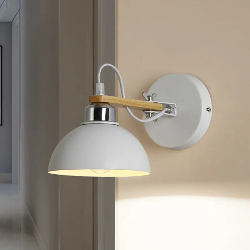 Wandleuchte Schalenform mit 1 Licht, schlichter Stil, weiße Wandleuchte aus Metall und Holz für das Schlafzimmer