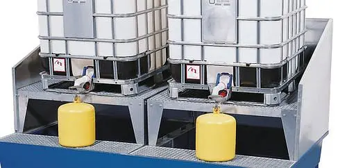 DENIOS Aufsteckbare Spritzschutzwand verzinkt für Auffangwannen mit Breite 2200 mm 274123