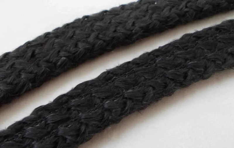 Schwarze Kordeldichtung 18x8mm Dichtschnur für Spartherm Kamine | Dauerelastisch und temperaturbeständig