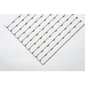PVC-Profilmatte, pro lfd. m, Lauffläche aus Hart-PVC, rutschsicher, Breite 800 mm, weiß. (90 x 120 cm)