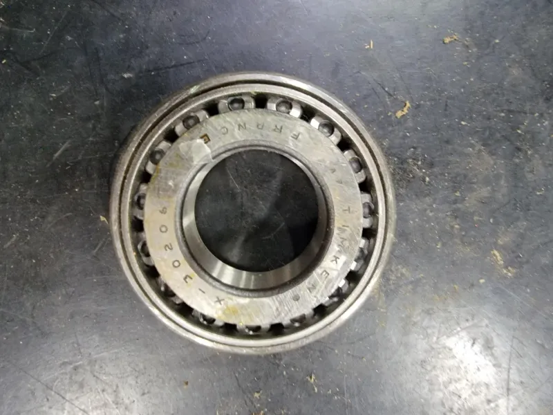 Tapered Roller Bearing No. 30206 für enge Bauräume