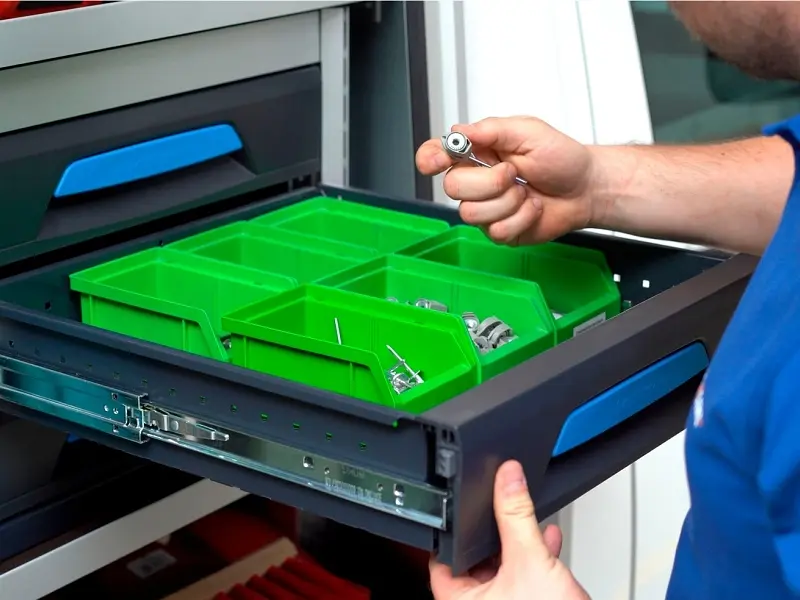 LogicLine Ladencontainer winzig 3 selbstverriegelnde Laden LN 0031 0 001