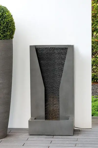 Brunnen, rechteckig, "Cascata", Stahl, grau, L. 25 cm, B. 46 cm, H. 92 cm