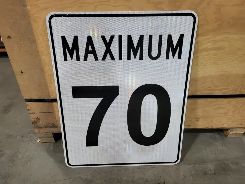 Offiziell lizenziert 24" x 30" Speed Limit Maximum 70 km/h Traffic Sign