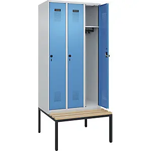 Premium Garten Spind Evolo PLUS Sitzbank, 3 Abteile, lichtgrau / lichtblau, B 900 mm, Sicherheits-Drehriegel, mit untergeb...