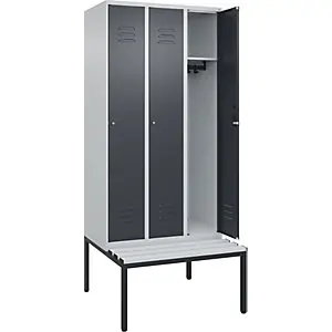 Spind Classic PLUS Sitzbank, 3 Abteile, lichtgrau / grau, B 900 mm, Zylinderschloss, untergebaut, Kunststoff.