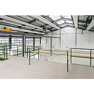 Robuste Arbeits- Geländer zur Lagerbühne, Höhe 1000 mm, mit Handlauf und Knieleiste, pro lfd. m.