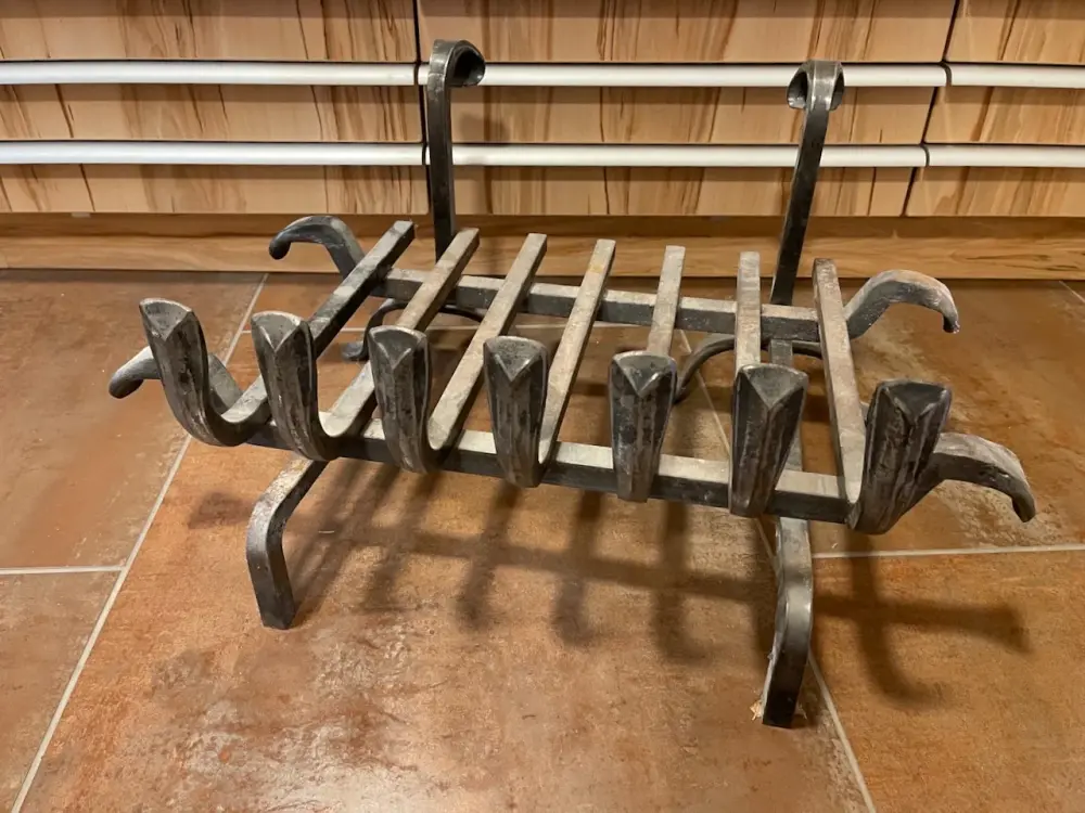 Feuerrost Feuerkorb 41 x 55 cm für einseitige/mehrseitige offene Feuerstätte/ Grill