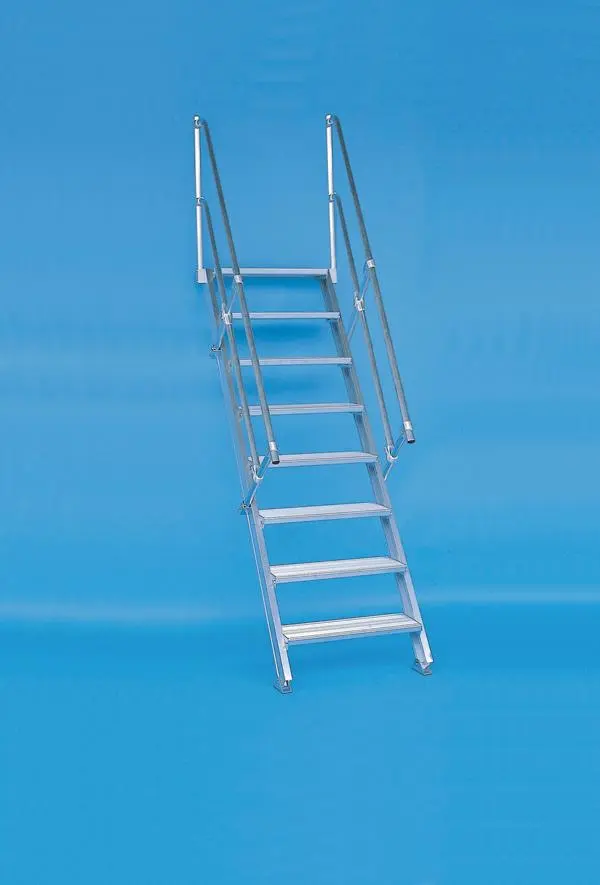 Layher Alu-Treppe 4 Stufen 60° 060 x 090 m 1116804