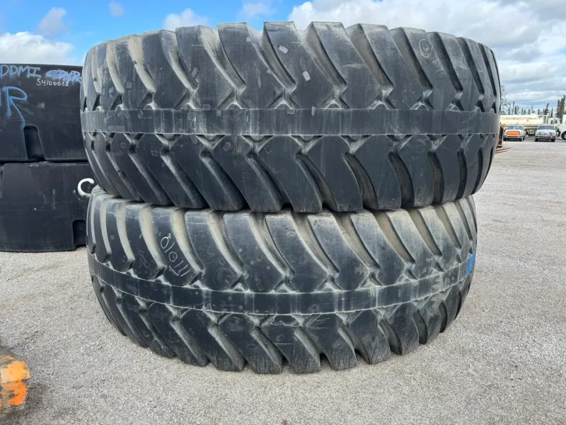 Reifen mit Notlaufeigenschaften SUPER ROCK Tire 49.5x57
