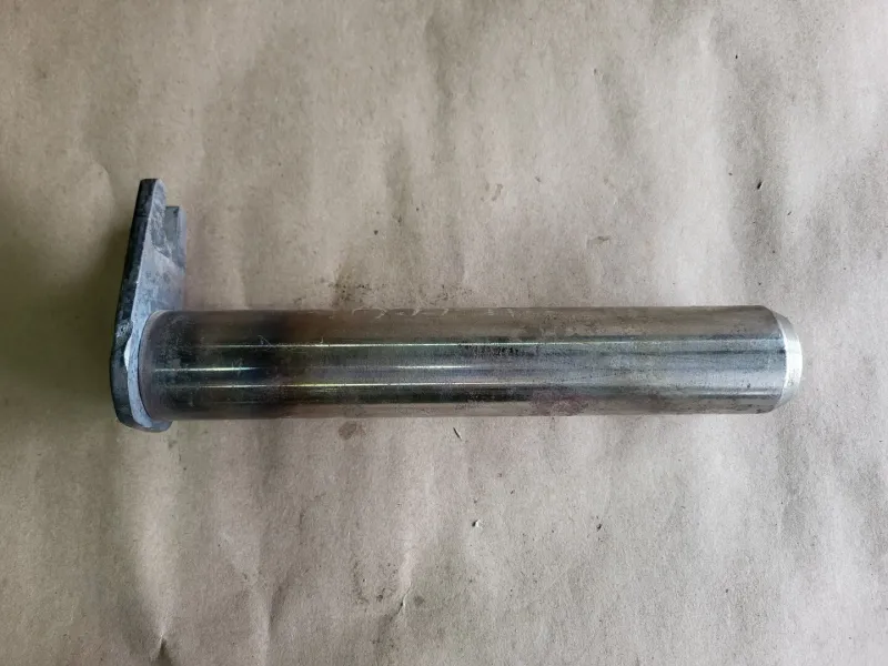 Kurbelwellen- Pin 6900529