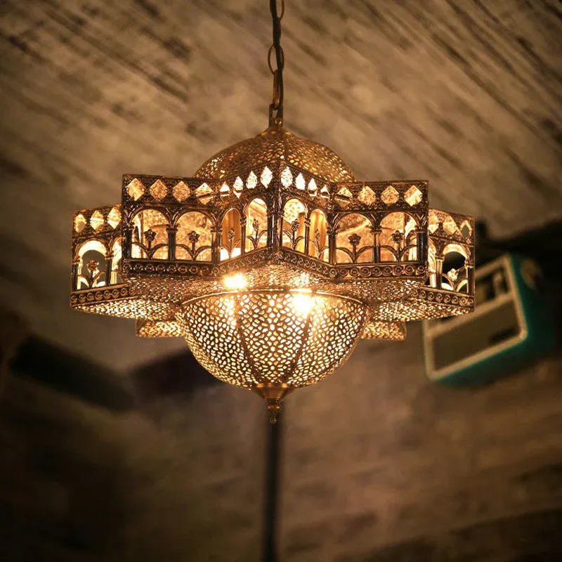 Metallische ausgehöhlte Vintage-Pendelleuchte mit 3 Glühbirnen, Restaurant-Hängeleuchte Antikbronze | 6000K | Weißlicht