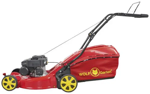 WOLF-Garten 4600 Benzin Rasenmäher Heckauswurf, Höhenverstellbarer Griff mit Klappfunktion 2.1 kW Schnittbreite (ma