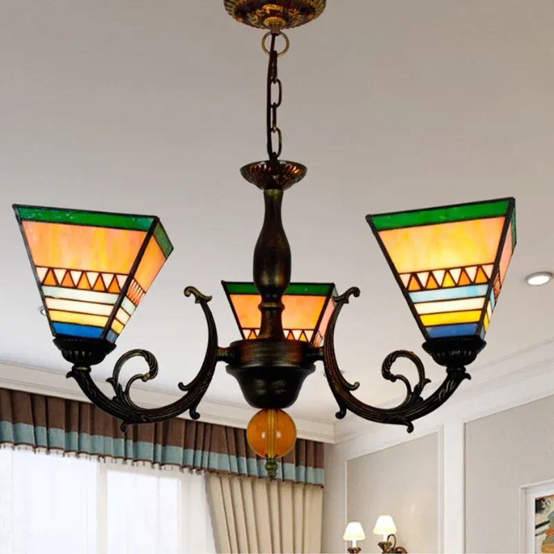 Pyramiden-Kronleuchter im Retro-Stil, Buntglas, 3 Glühbirnen, umgekehrtes Kronleuchter-Licht für Wohnzimmer mit E-Zulassung