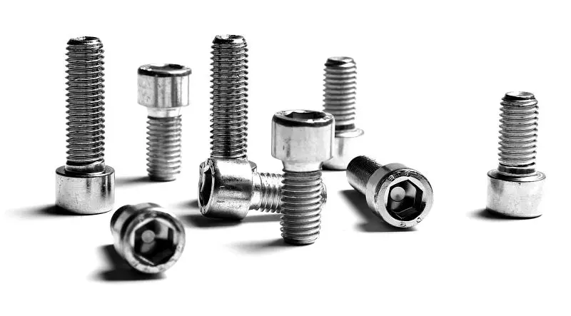 MACK Schraubensätze zu Grundbacken 200/4 ZE-SATZ-200/4