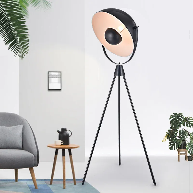 Drehbare Halbkugel-Stehlampe aus Metall im Vintage-Stil, 1 Glühbirne, Schlafzimmer-Stativ-Stehleuchte Schwarz mit E-Zulas...