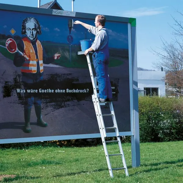 Euroline Plakatleiter 2-teilig mit 2 x 5 Stufen 24m senkrechte Leiterhöhe 3280005