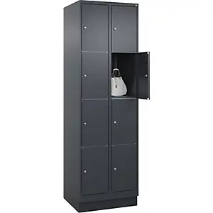 4er-Schließfachschrank Edel PLUS, 2 Abteile, grau, B 600 mm, 8 Fächer, mit Bodensockel.