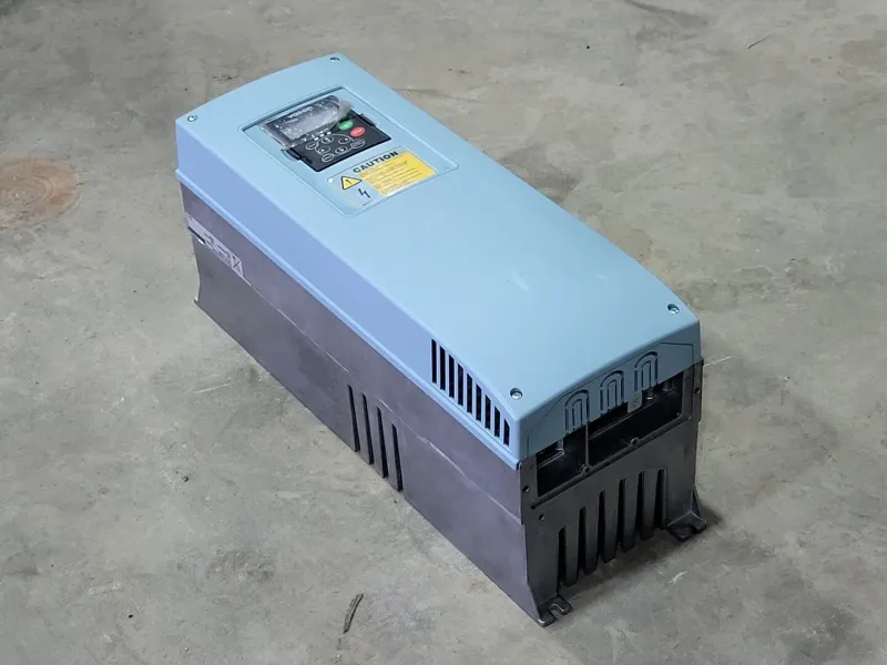 Starkstrom VFD AC Drive NXS00046A2L0SSSA1A200000