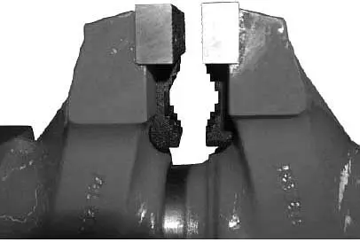 MACK Werkbankschraubstock Backenbreite 125 mm mit Prismenbacke 14-WBS-125T