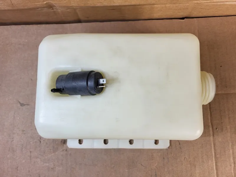 Wischwasserdüse Windshield Washer Tank PB7514
